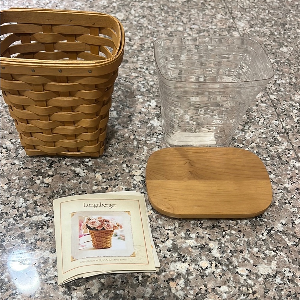 Woven Tan Basket with Lid - Picture 2 of 12